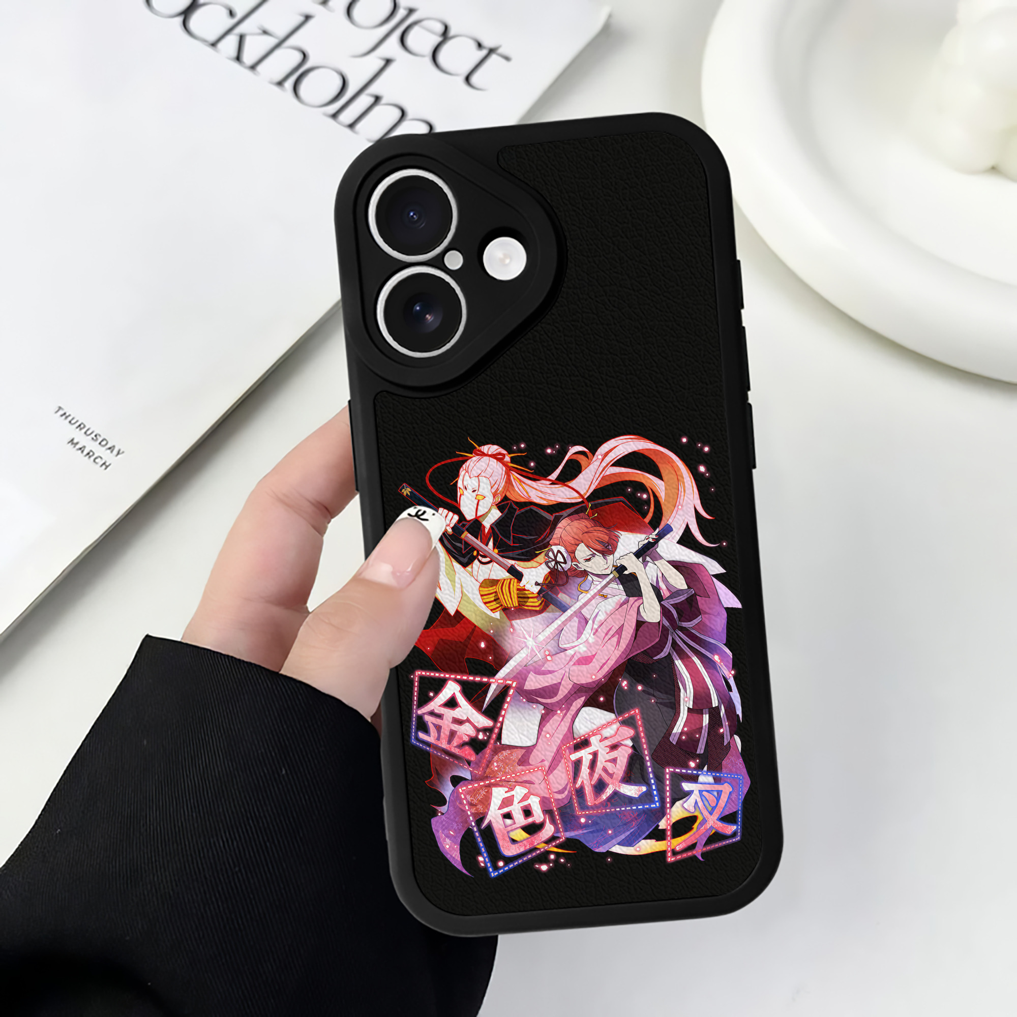 （画像用） 文豪ストレイドッグス Bungo Stray Dogs 【iPhone 16シリーズ対応】シリコンスマホケース（レザー調） 材質：シリコン